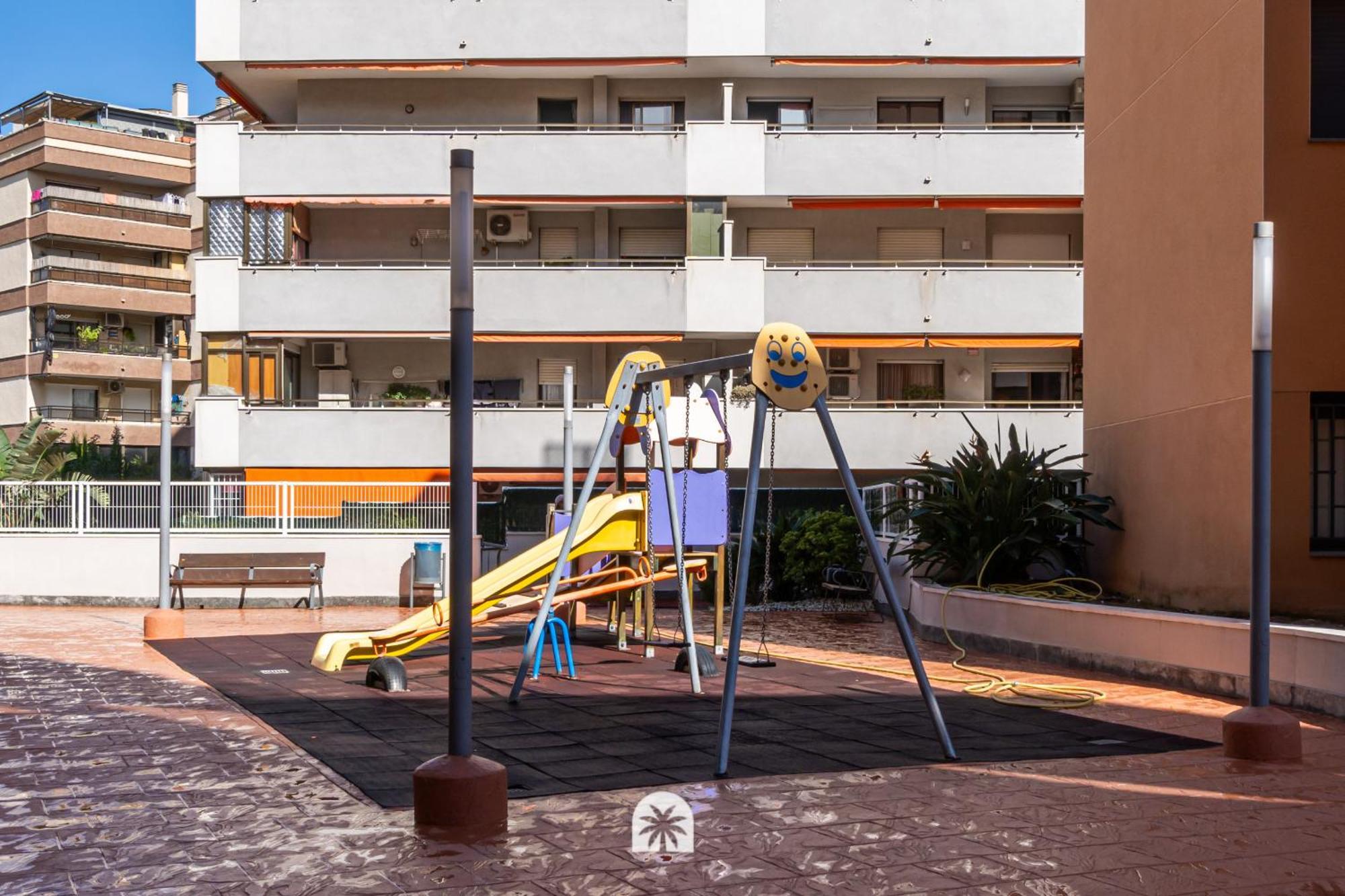 Mediterranean Way - Amadeus Confort Y Lujo Familiar La Pineda Exterior foto